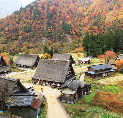 The Gassho-zukuri Village of Suganuma
